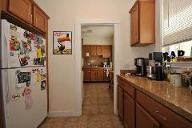 Photo - 201 Rawson Rd