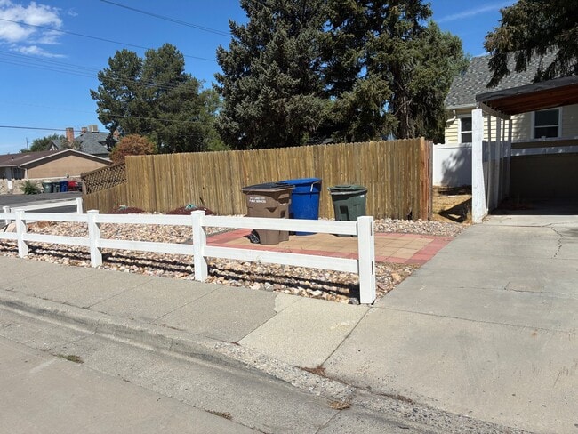 Photo - 911 Forest View Ave