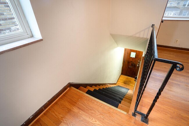 Photo - 6314 Sutherland Ave Unidad 6314 Sutherland Ave, A, 2nd Fl