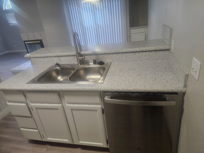 Photo - 2433 George Washington Way Unit 2105