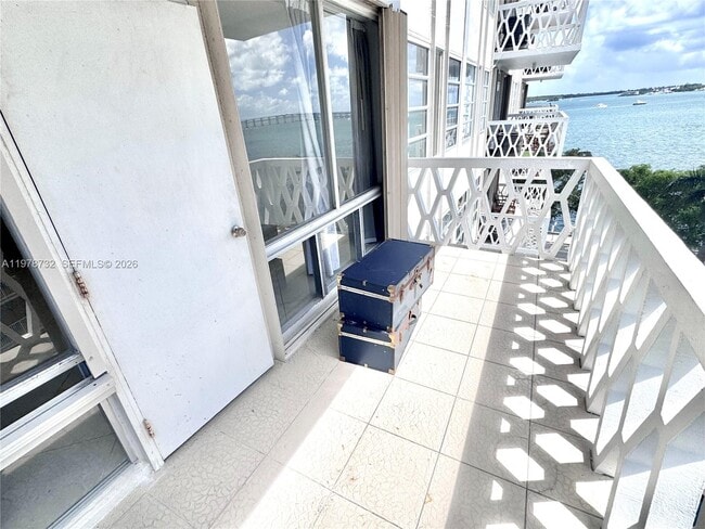 Photo - 1430 Brickell Bay Dr Unidad 707