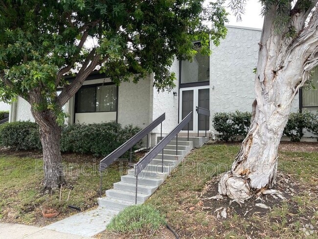 Building Photo - 7526 Jerez Ct Unit 2 Rental