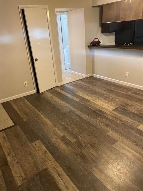 Photo - 300 Canion St