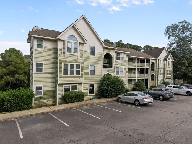 Photo - 962-6 Stewarts Creek Dr