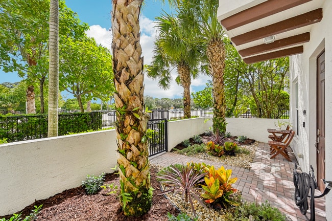 Photo - 4714 Monarch Way