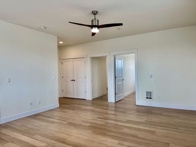 Photo - Clara's Court