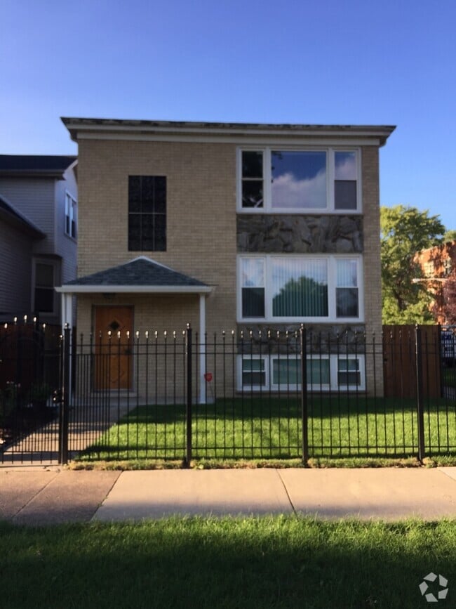 Building Photo - 5100 W Warwick Ave Rental