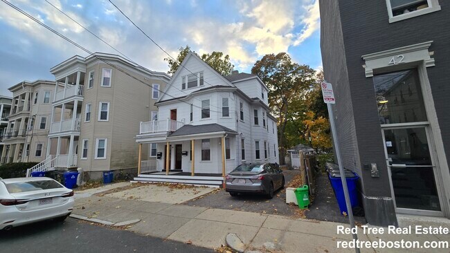 Photo - 40 Brackett St Unidad 2