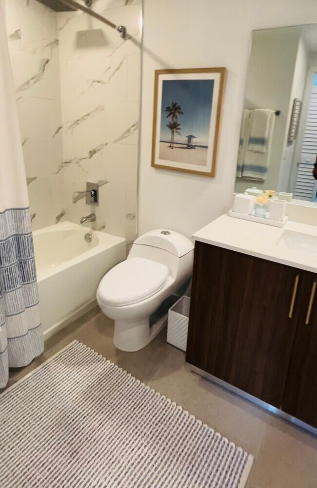 Photo - 4438 N University Dr Unit 111