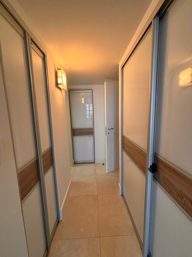 Photo - 3034 Parkway Blvd Unit 304