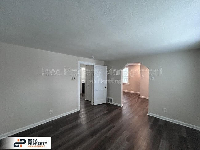 Photo - 4930 Tiemann Ave Unit B/2F