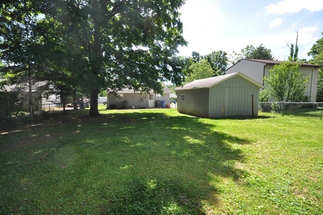 357 Mockingbird Ln
