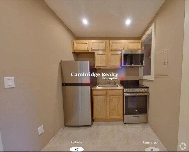 Building Photo - 175 Summer St Unit 5A Rental