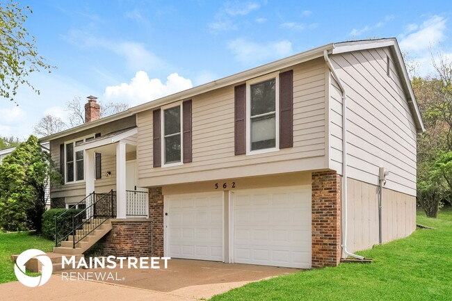 Photo - 562 Green Forest Dr