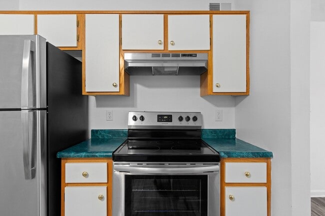 Photo - Lakeview Garden Apartments
