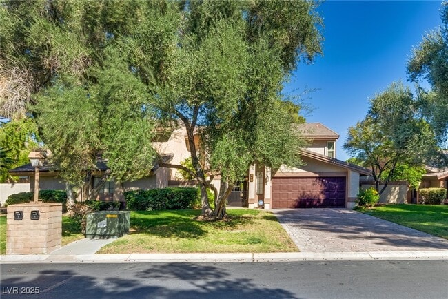 Photo - 840 Pinehurst Dr