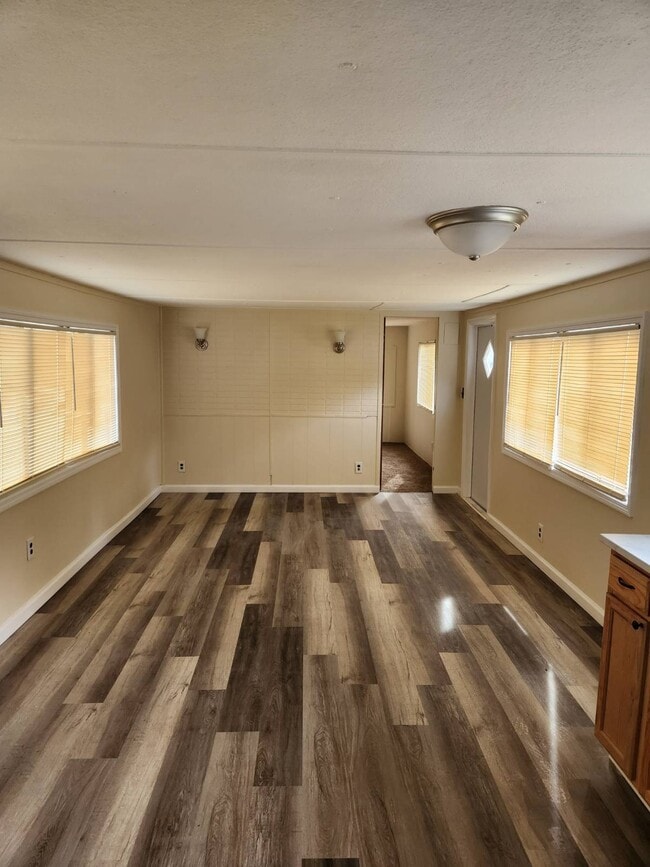 114 Grace Park Ln