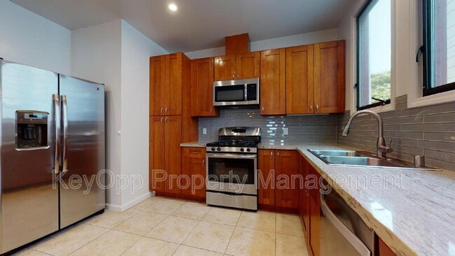 Photo - 806 35th Ave