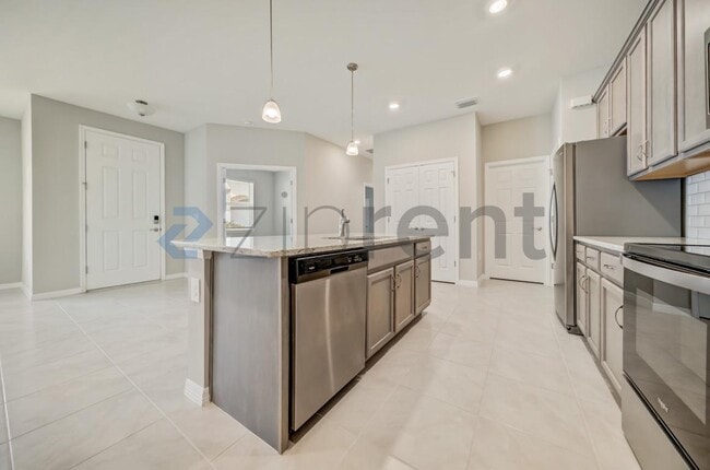 Photo - 1126 S Town and River Dr