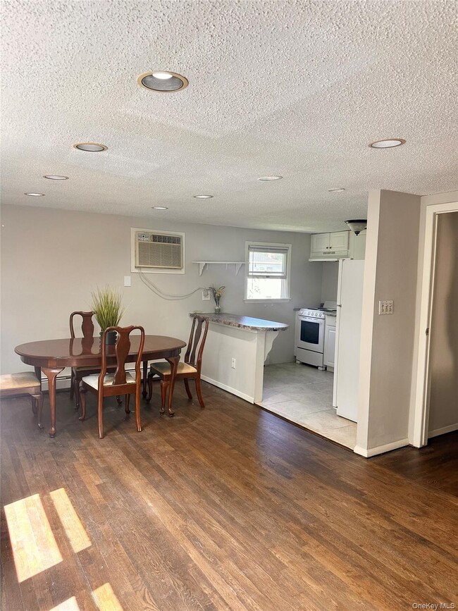 532 Park Ave Unit 2