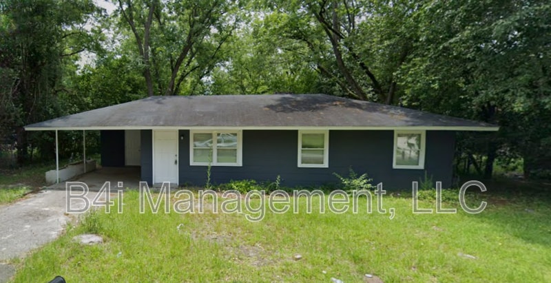 Photo - 2460 Brevard Dr