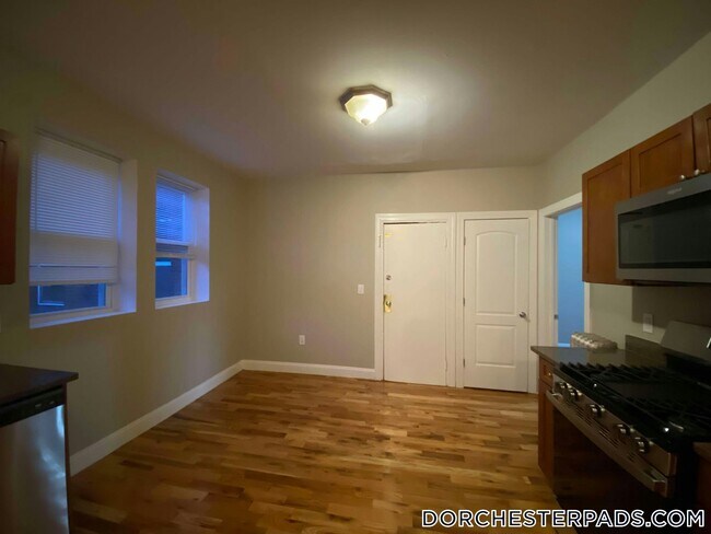 Photo - 119 Washington St Apartment Unit 5