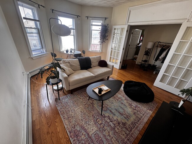 Photo - 40 Litchfield St Apartments Unit 3