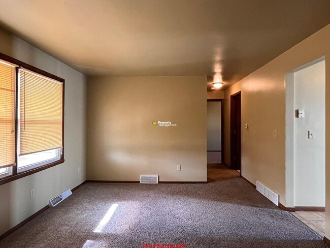 Photo - 2 Bedroom 1 Bath Duplex