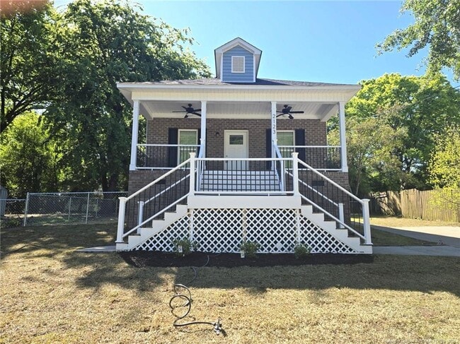 Building Photo - 2123 Burnett Ave