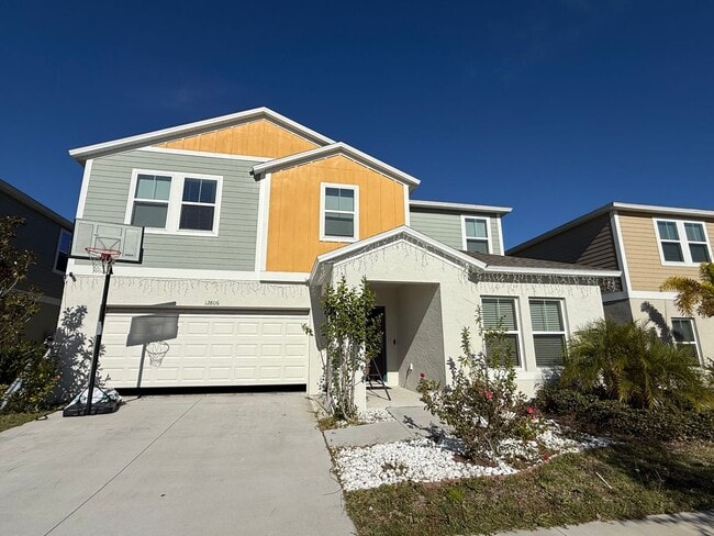 Photo - For Rent – Spacious 5-Bedroom Home in Lithia