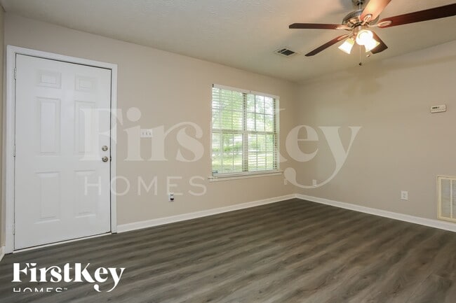 Photo - 252 Pine Valley Dr