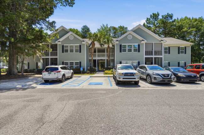 Building Photo - 407 S Elgin Ct