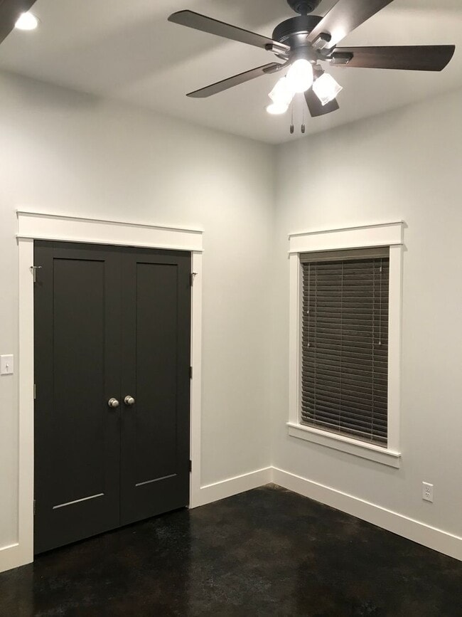 Photo - *****L@@K AT ME - 3 BR/2 BA BRYANT DUPLEX FOR RENT*****