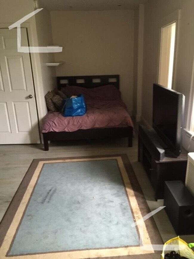 Photo - Nice studio in Allston