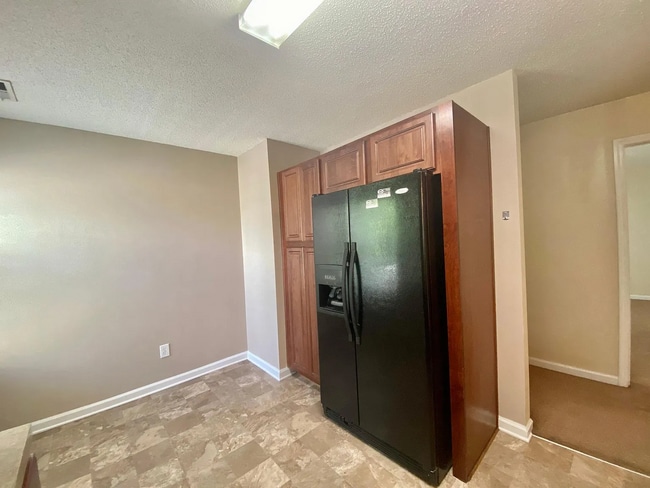 Photo - 149 Eagle Park Dr