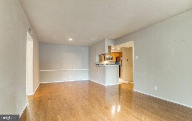 Photo - 3305 Wyndham Cir Unit 156