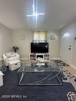 Photo - 2328 W 10th St