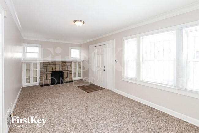 Photo - 5004 Michigan Ave