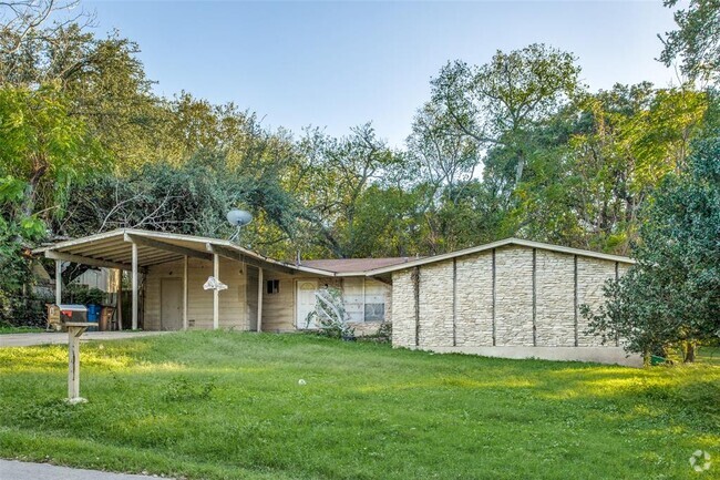Building Photo - 607 Thrush Ave Rental