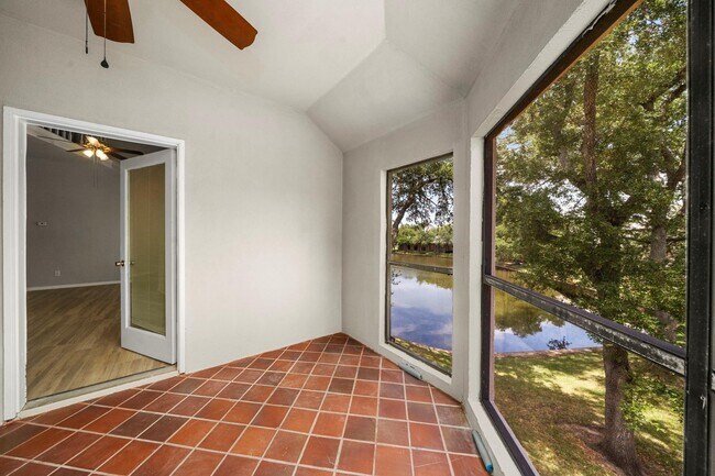 Photo - 4144 Greystone Way Unit 406