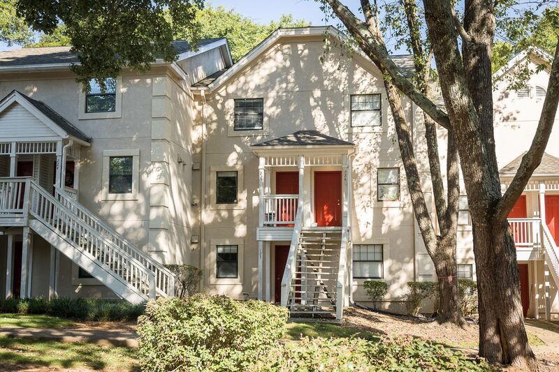 Photo - 210 Appleby Drive