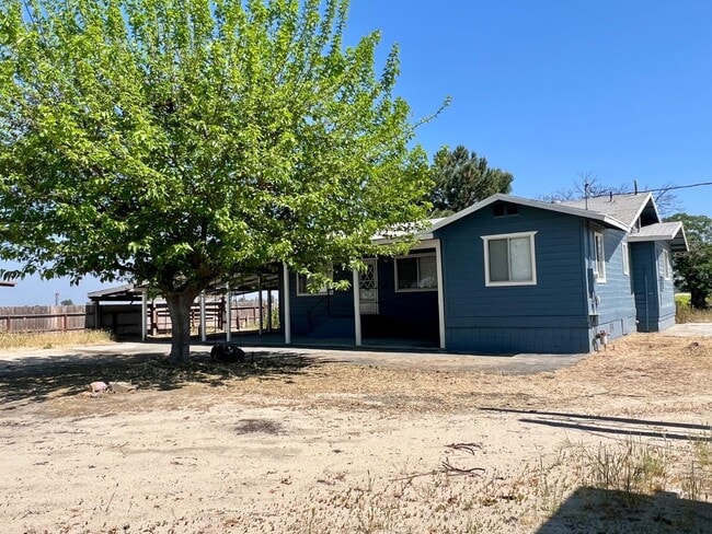 Building Photo - 13608 S Academy Ave