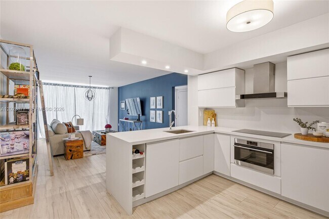 Photo - 31 SE 5th St Unit 2410