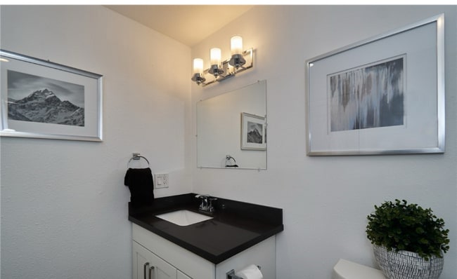 Photo - 4213 S 185th St