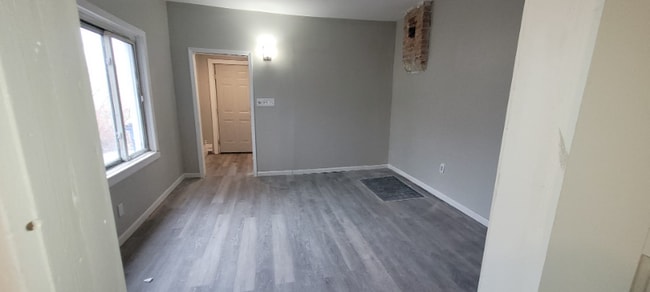 Photo - 616 Knower St