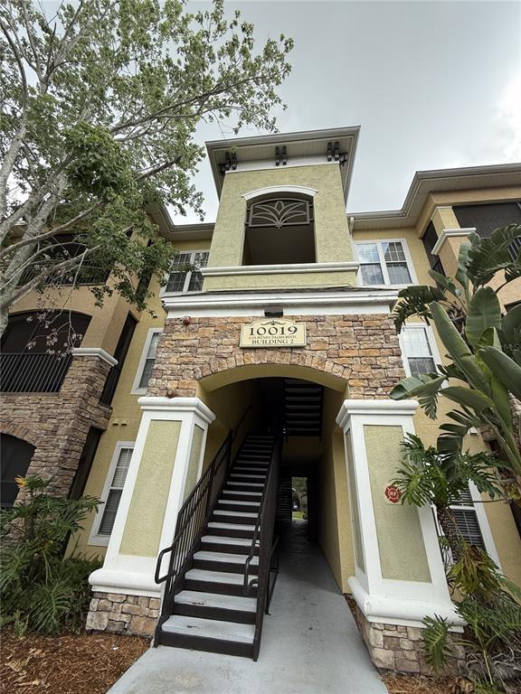 Photo - 10019 Courtney Palms Blvd Unidad 204 Rental