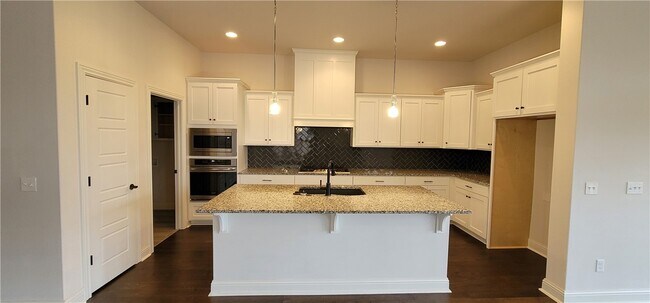 Photo - 5107 SW Kemptown Pl