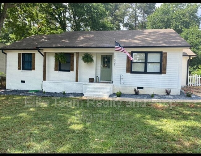 Photo - 2021 Downey St Casa