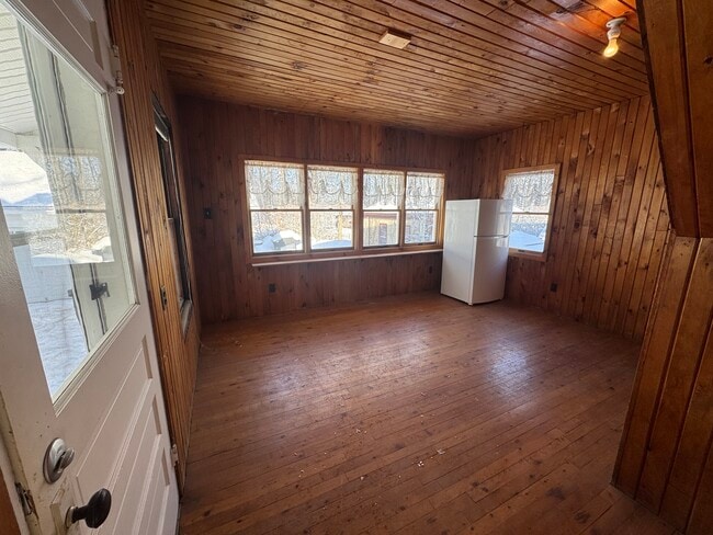 Photo - 10 Maple St Unit 1