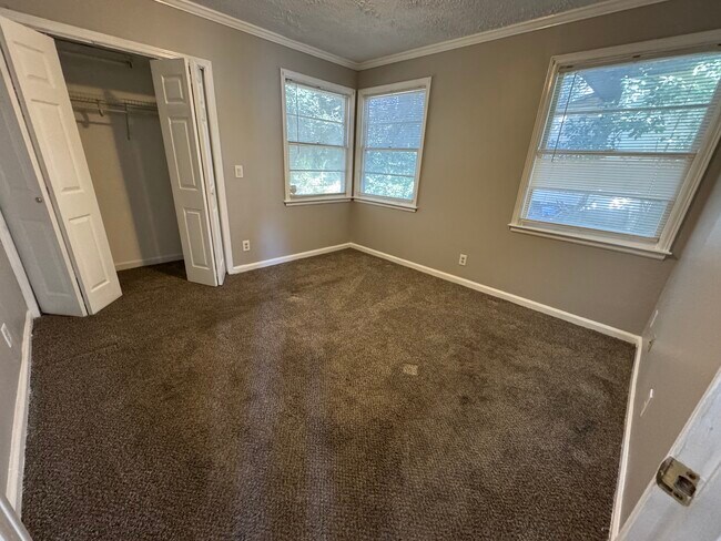 Photo - 275 Ryals Ave